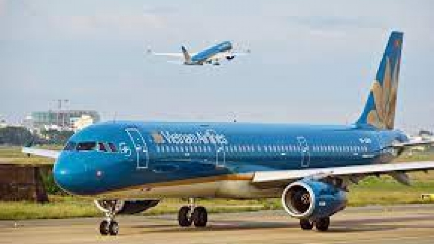 Vietnam Airlines suspends regular flights to Russia